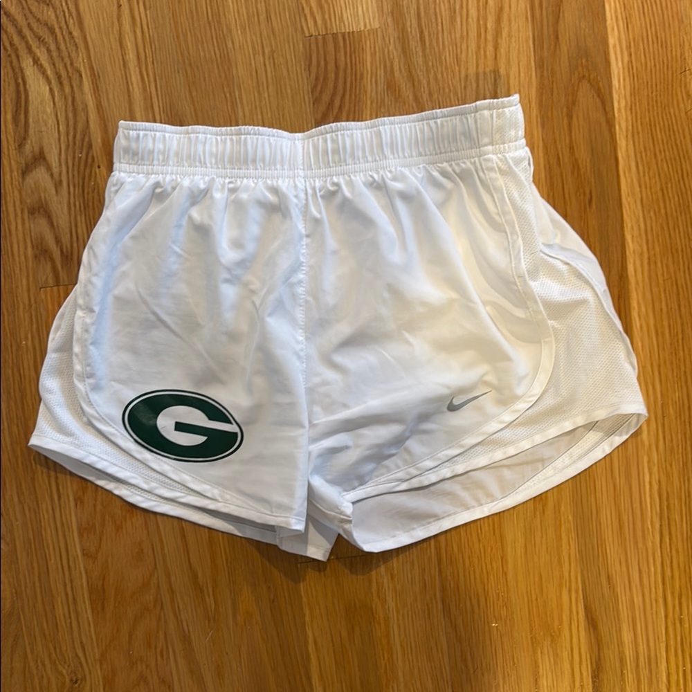 Nike White Athletic Shorts Lightweight Breathable